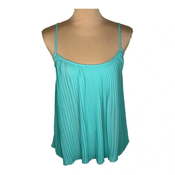 💙 HOLLISTER Pleated Teal‎ Cami Top NWT Medium - Picture 2 of 6
